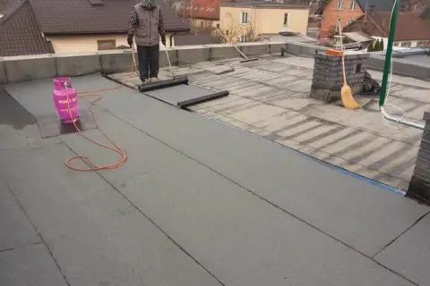 Co zamiast papy na taras? Poznaj najlepsze materiały hydroizolacyjne