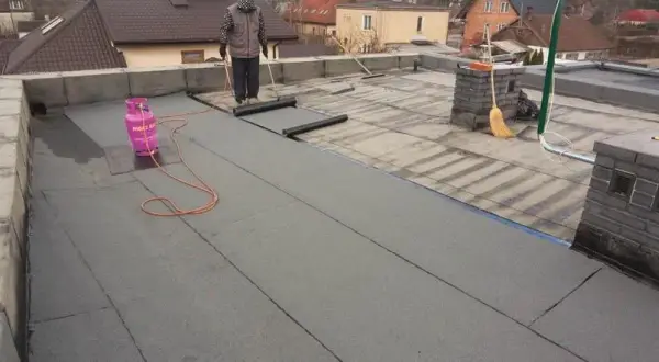 Co zamiast papy na taras? Poznaj najlepsze materiały hydroizolacyjne